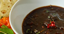 Rihaakuru - Chất liệu ẩm thực truyền thống Maldives, hương vị thăng hoa từ cá ngừ và hòa quyện với gia vị!