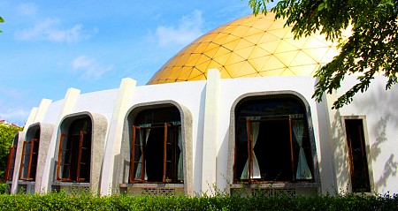 Masjid Al Sheikh Qasim bin Al-Thani - Kỳ quan kiến trúc Hồi giáo tại Hulhumalé, Maldives!